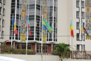 CEMAC : La COBAC contraint de revoir sa copie sur la supervision des Caisses des dépôts