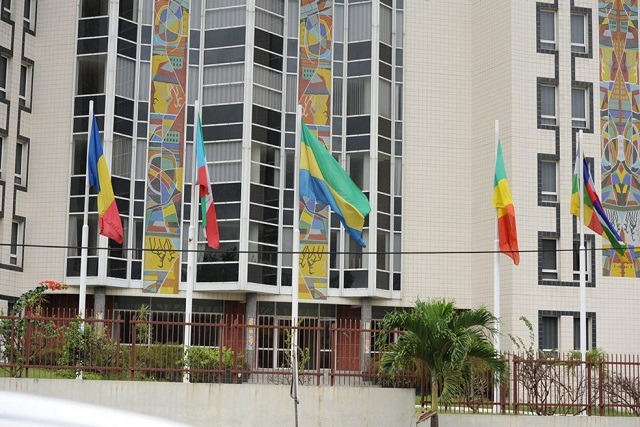 CEMAC : La COBAC contraint de revoir sa copie sur la supervision des Caisses des dépôts